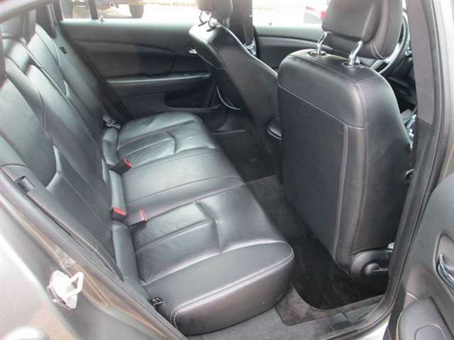 2012 Chrysler 200 Limited 4Dr Sedan